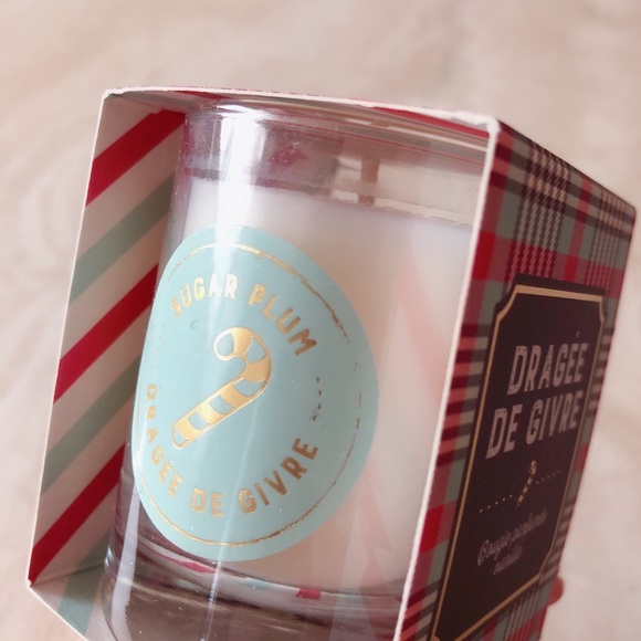 Sugar Plum Candle - Vanilla Creme Brûlée Scent - Picture 3 of 4